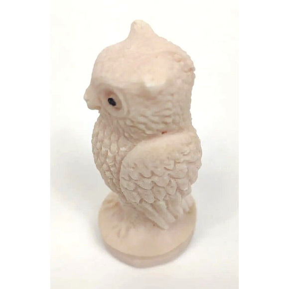 Sand Quartz Owl Figurine Pink w Dark Eyes 3" Vintage Studio Hobbyist Collectible - Picture 2 of 6